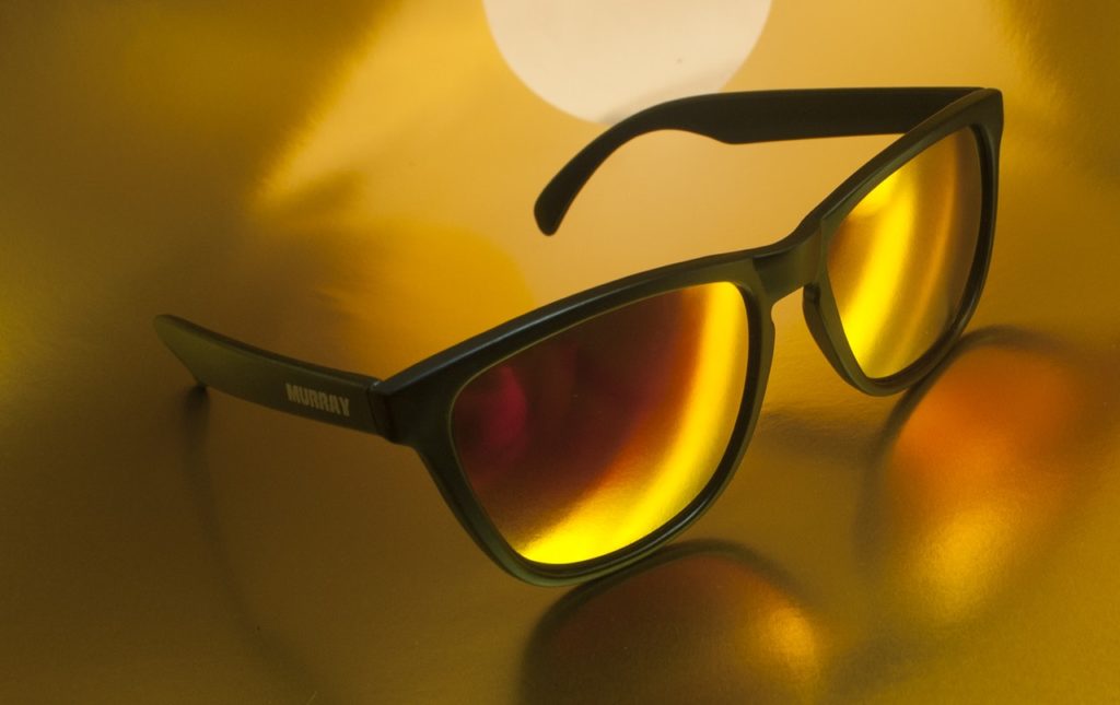 Tommy Hilfiger napszemüvegek
